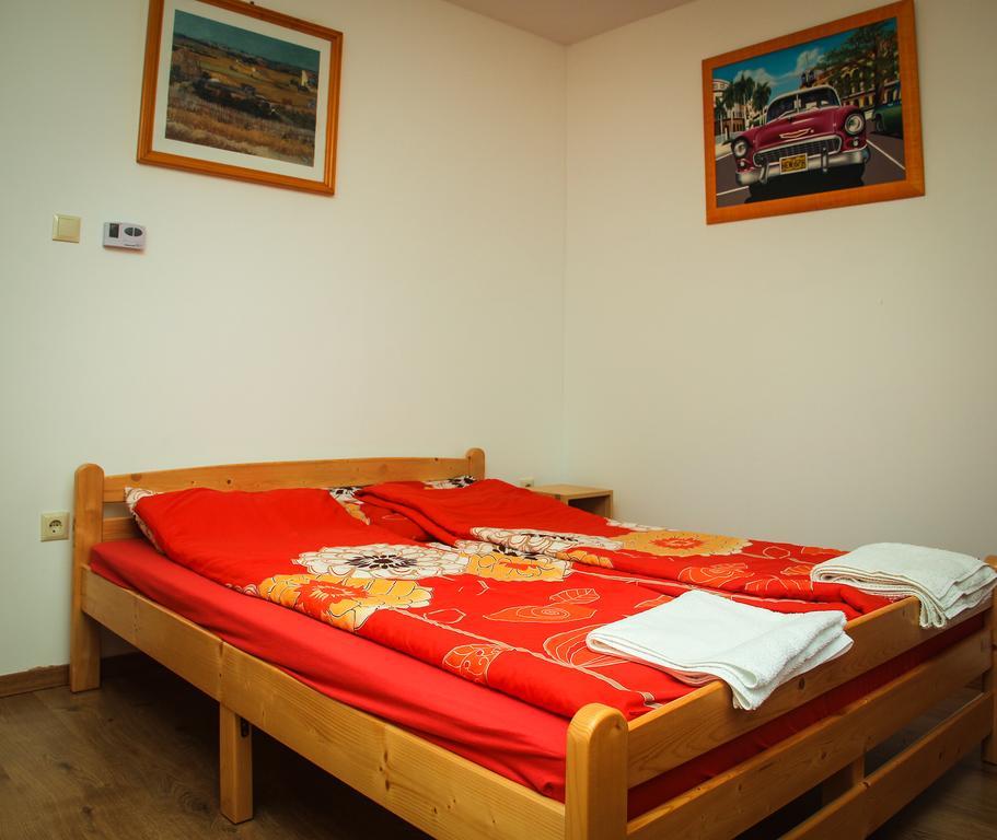 Aqua Thermal Soterapia Es Apartmanhaz Püspökladány Exterior foto